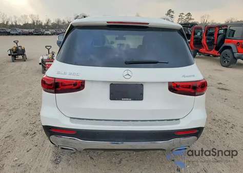 2023 Mercedes-Benz Glb 250 4Matic z USA, uszkodzony, nr VIN W1N4M4HB4PW336401